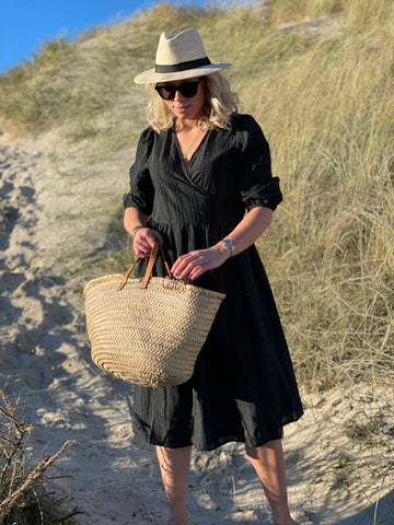 Ally slå om kjole - Sort